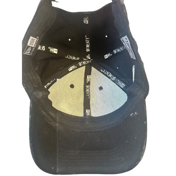 New Era- Los Angeles Lakers Basketball Cap - Black Adjustable Strap - Picture 3 of 4